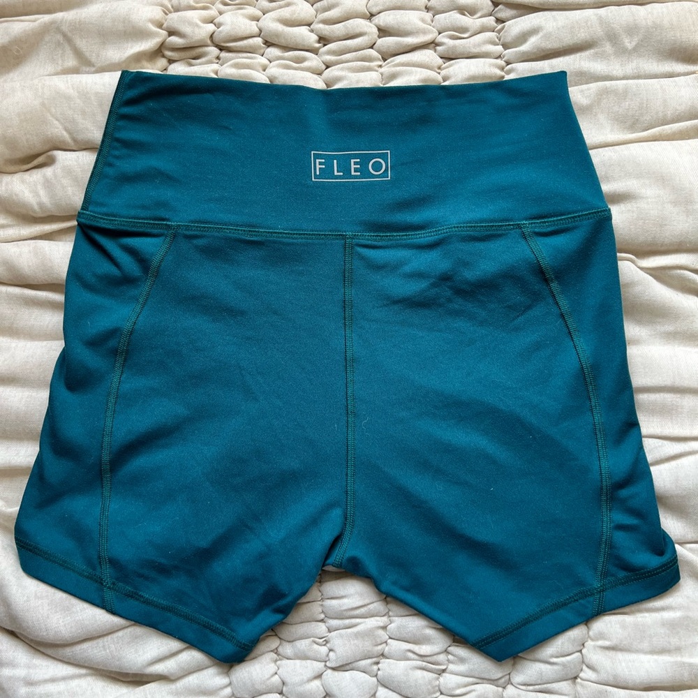 Fleo True High Contour Shorts